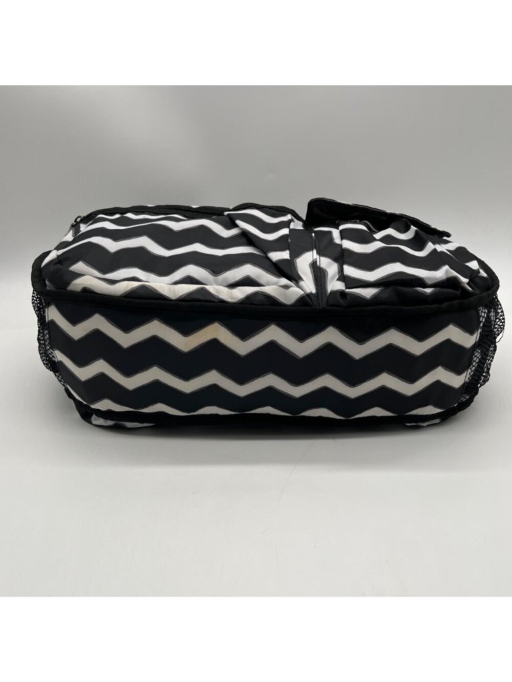 Thirty-One Explorista Nylon Black & White Crossbody Bag - Picture 5 of 11